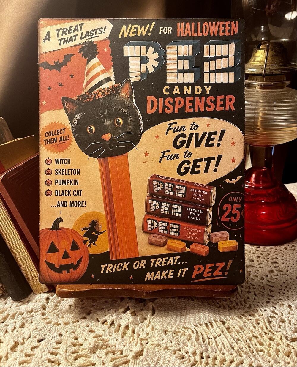 Halloween, Black Cat, PEZ Candy, Handcrafted Plaque / Sign
